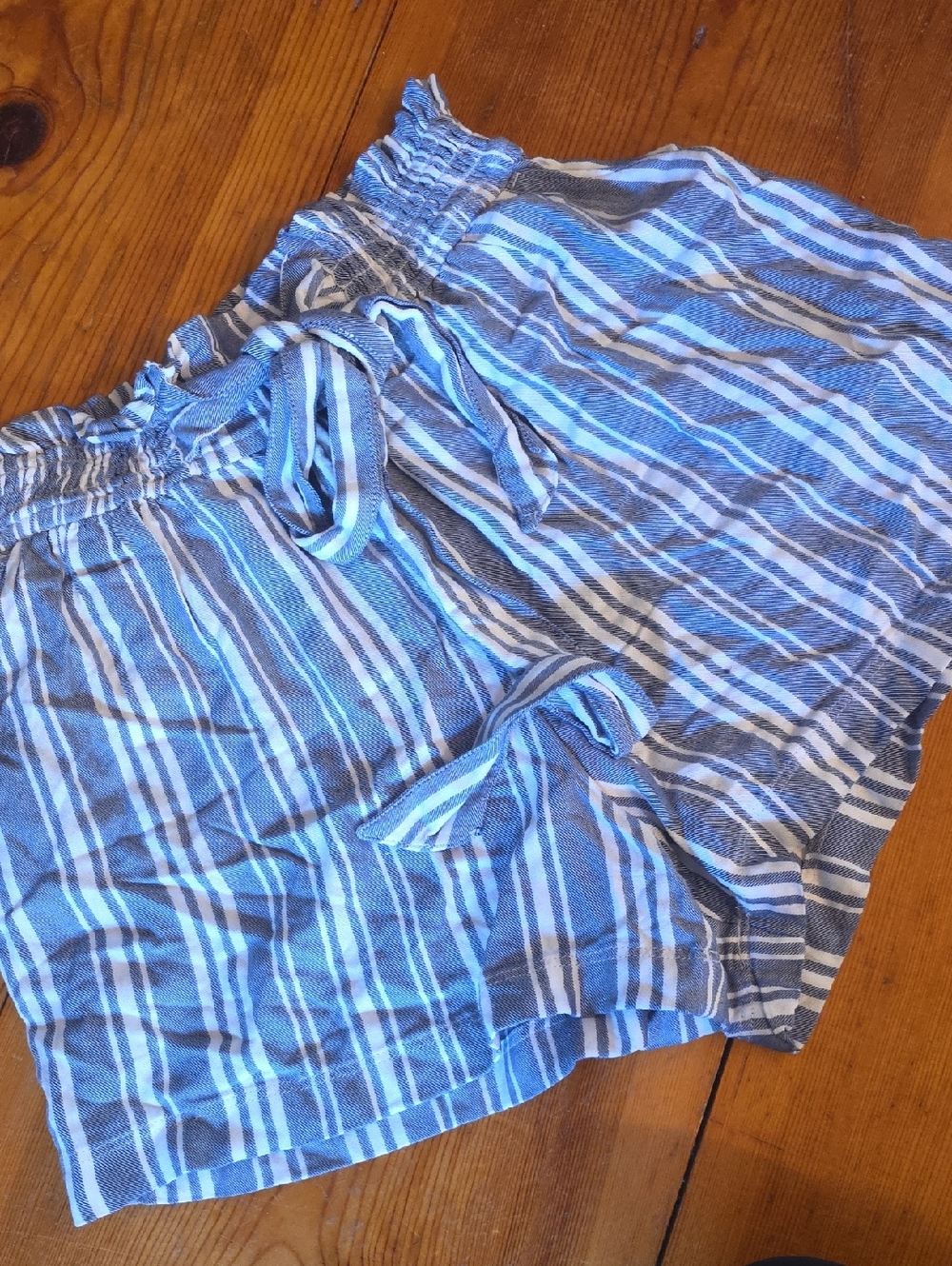 Hollister Ultra High-Rise Shorts Women's Size Small